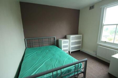 5 bedroom Property to let in Lorne Road