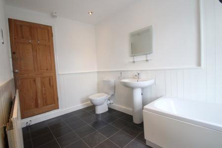 3 bedroom Property to let in Hartopp Road, Leicester