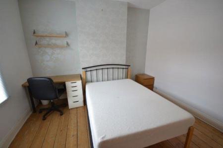 3 bedroom Property to let in Hartopp Road, Leicester