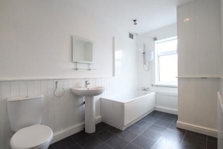 3 bedroom Property to let in Hartopp Road, Leicester