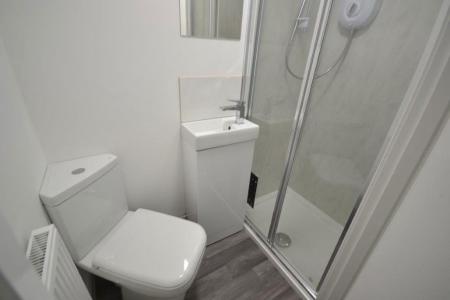 5 bedroom Property to let in Wordsworth Road, Leicester