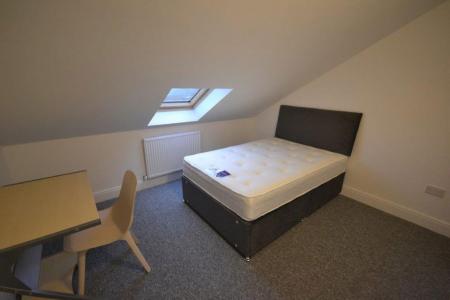 5 bedroom Property to let in Wordsworth Road, Leicester