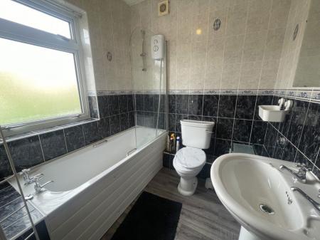 3 bedroom Property to let in Lorne Road, Leicester