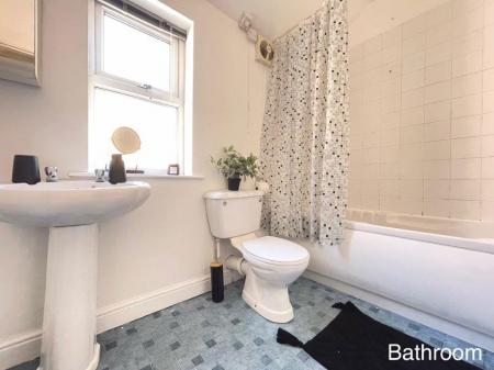 4 bedroom Property to let in Briton Street, Leicester