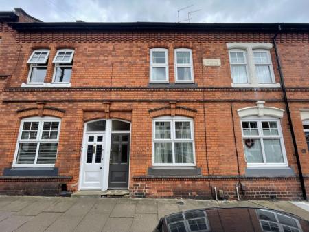3 bedroom Property to let in Montague Road, Leicester
