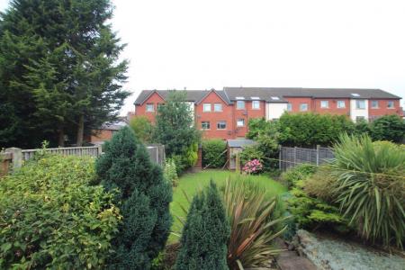 3 bedroom Property to let in Greenhill Road, Leicester