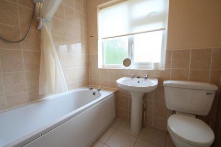 3 bedroom Property to let in Greenhill Road, Leicester