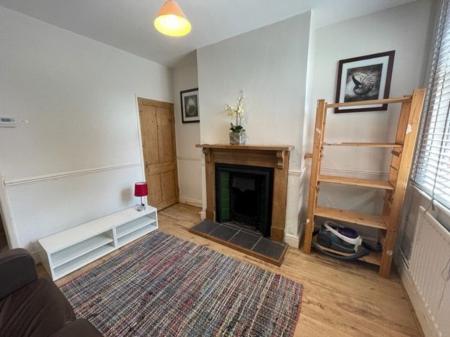 2 bedroom Property to let in Leopold Road, Leicester