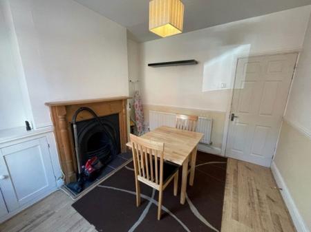 2 bedroom Property to let in Leopold Road, Leicester