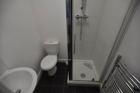 4 bedroom Property to let in London Road, Leicester