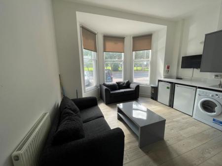 3 bedroom Property to let in London Road, Leicester