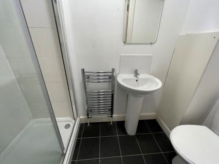 3 bedroom Property to let in London Road, Leicester