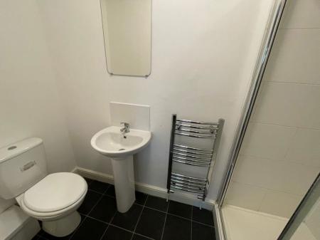 3 bedroom Property to let in London Road, Leicester