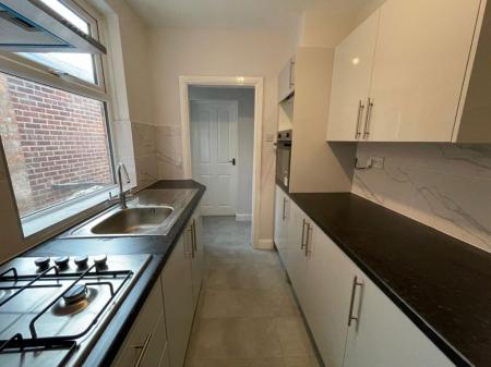 3 bedroom Property to let in St Leonards Road, Leicester