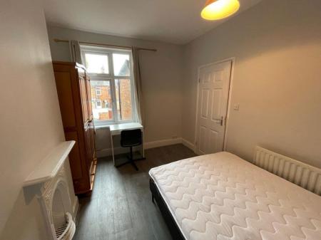 3 bedroom Property to let in St Leonards Road, Leicester