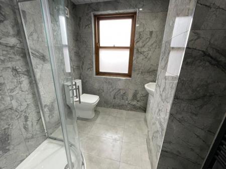 3 bedroom Property to let in St Leonards Road, Leicester
