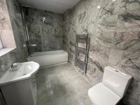 3 bedroom Property to let in St Leonards Road, Leicester