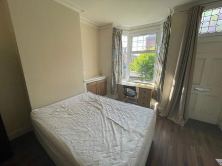 3 bedroom Property to let in Clarendon Park Road, Leicester
