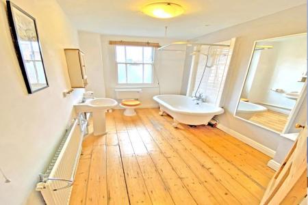 3 bedroom Property to let in Montague Road, Clarendon Park