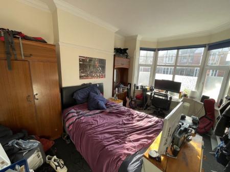 6 bedroom Property to let in Lorne Road, Leicester