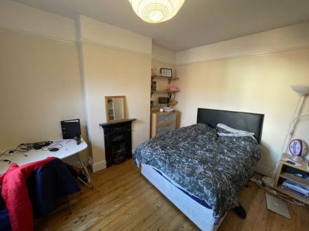 6 bedroom Property to let in Lorne Road, Leicester
