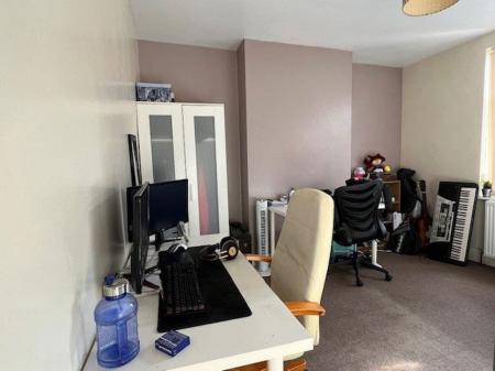 2 bedroom Property to let in Burns Street, Leicester