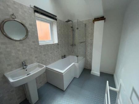 1 bedroom Property to let in Cavendish Road, Leicester