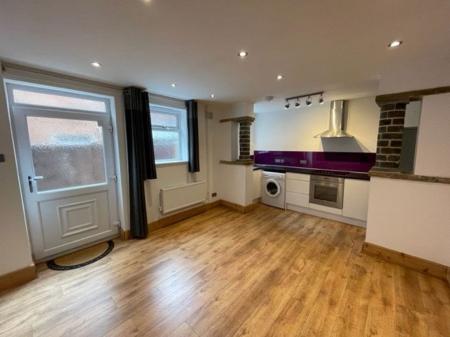 1 bedroom Property to let in Cavendish Road, Leicester