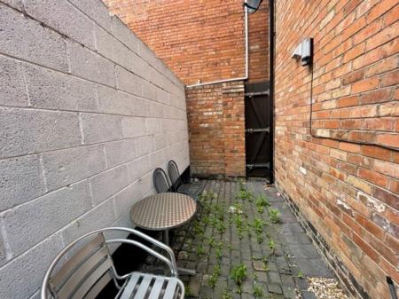 1 bedroom Property to let in Cavendish Road, Leicester