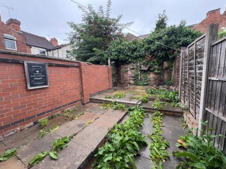 2 bedroom Property to let in Saxon Street, Leicester