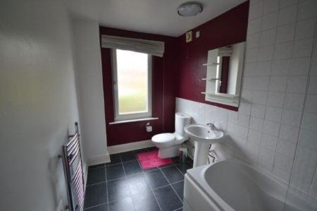 2 bedroom Property to let in Clarendon Park Road, Leicester