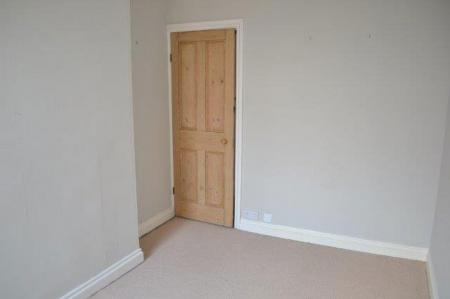 2 bedroom Property to let in Clarendon Park Road, Leicester