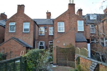 2 bedroom Property to let in Clarendon Park Road, Leicester