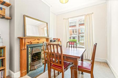 2 bedroom Property to let in St Leonards Road, Leicester