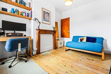 2 bedroom Property to let in St Leonards Road, Leicester