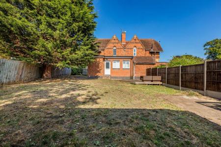 3 bedroom Property to let in Welford Road, Leicester