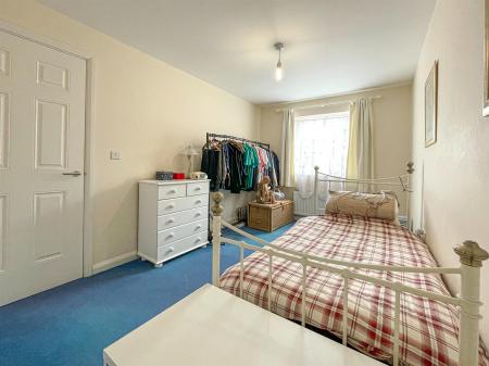 2 bedroom Apartment for sale in Knighton Lane, Leicester