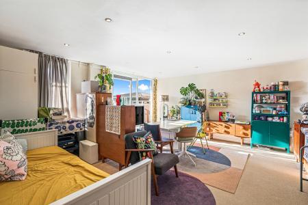 1 bedroom Apartment for sale in Watkin Road, Leicester