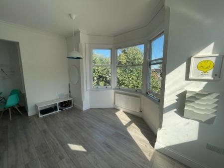 2 bedroom Flat for sale in St. James Road, Leicester