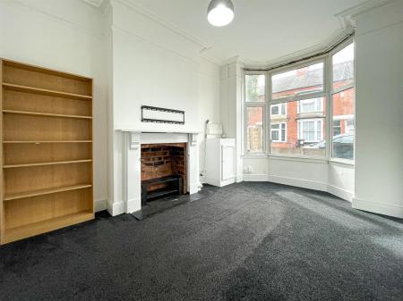 2 bedroom Terraced House for sale in Beaconsfield Road, Leicester