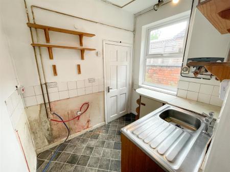 2 bedroom Terraced House for sale in Beaconsfield Road, Leicester