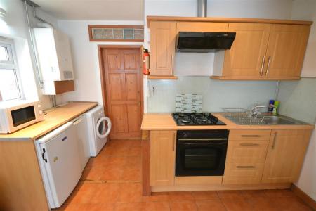 2 bedroom Terraced House for sale in Montague Road, Clarendon Park, Leicester
