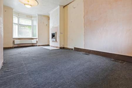 3 bedroom End of terrace house for sale in Gordon Avenue, Leicester