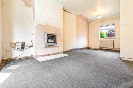 3 bedroom End of terrace house for sale in Gordon Avenue, Leicester