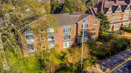 2 bedroom Apartment for sale in Holmfield Court, Leicester