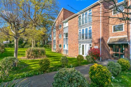 Holmfield Court, Leicester