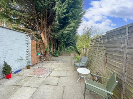 2 bedroom Terraced House for sale in Pope Street, Knighton Fields