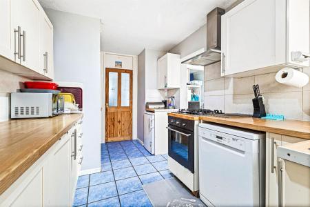 3 bedroom End of terrace house for sale in Knightsbridge Road, Glen Parva, Leicester