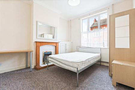 2 bedroom Terraced House for sale in Howard Road, Leicester