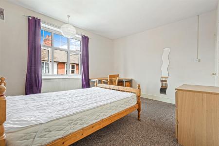 2 bedroom Terraced House for sale in Howard Road, Leicester